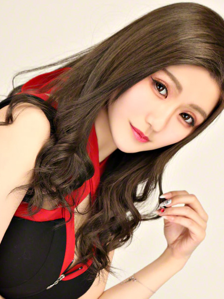 芹沢 かりんプロフィール写真2